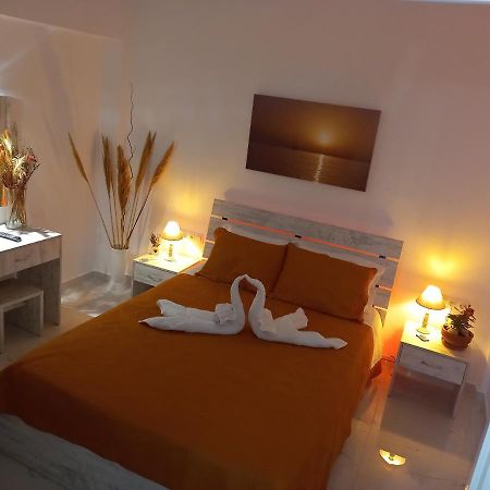 Levante Studios Αndros Menites Bagian luar foto
