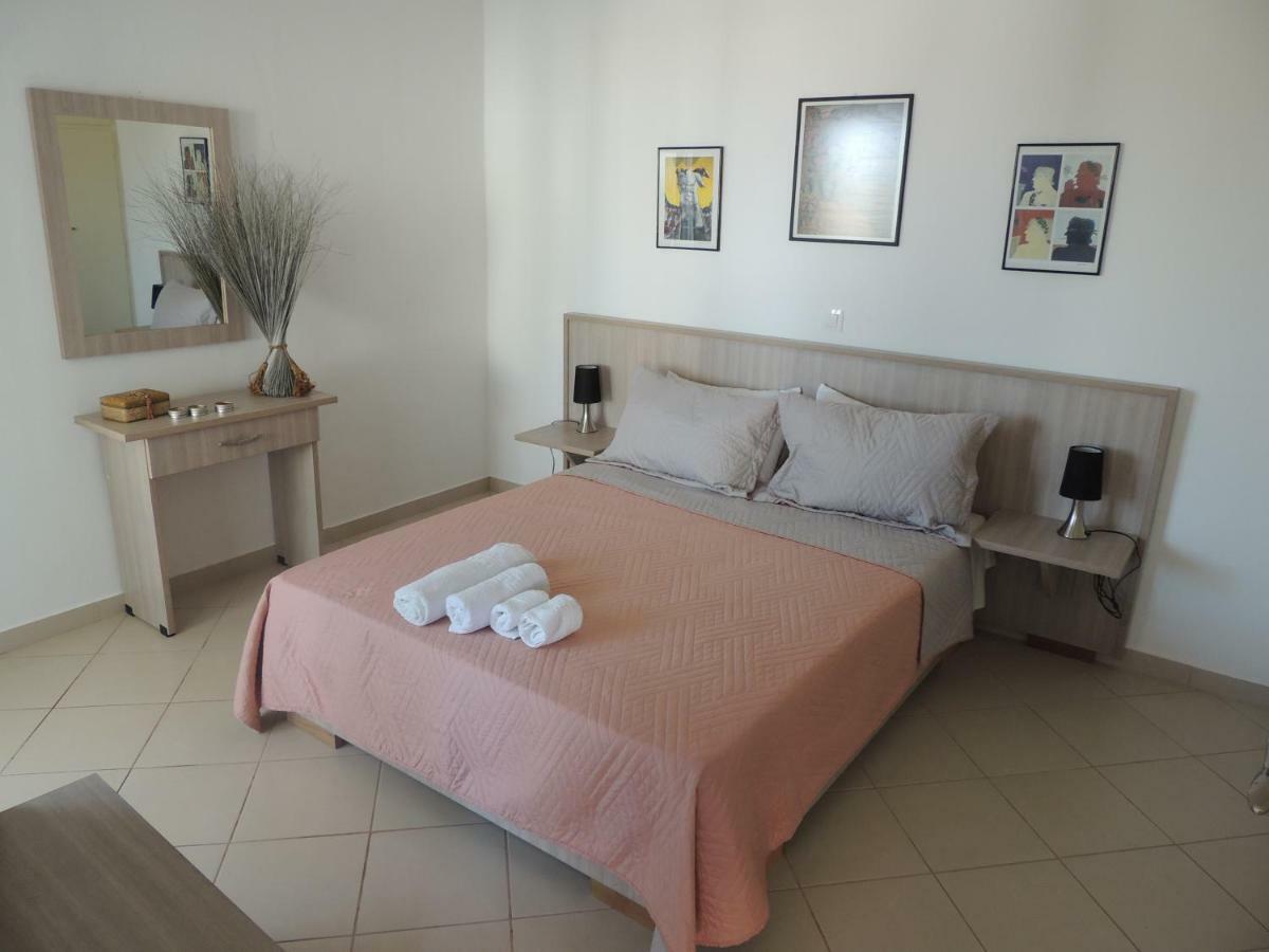 Levante Studios Αndros Menites Bagian luar foto