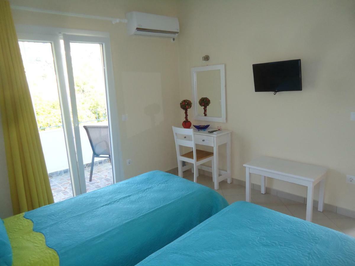 Levante Studios Αndros Menites Bagian luar foto